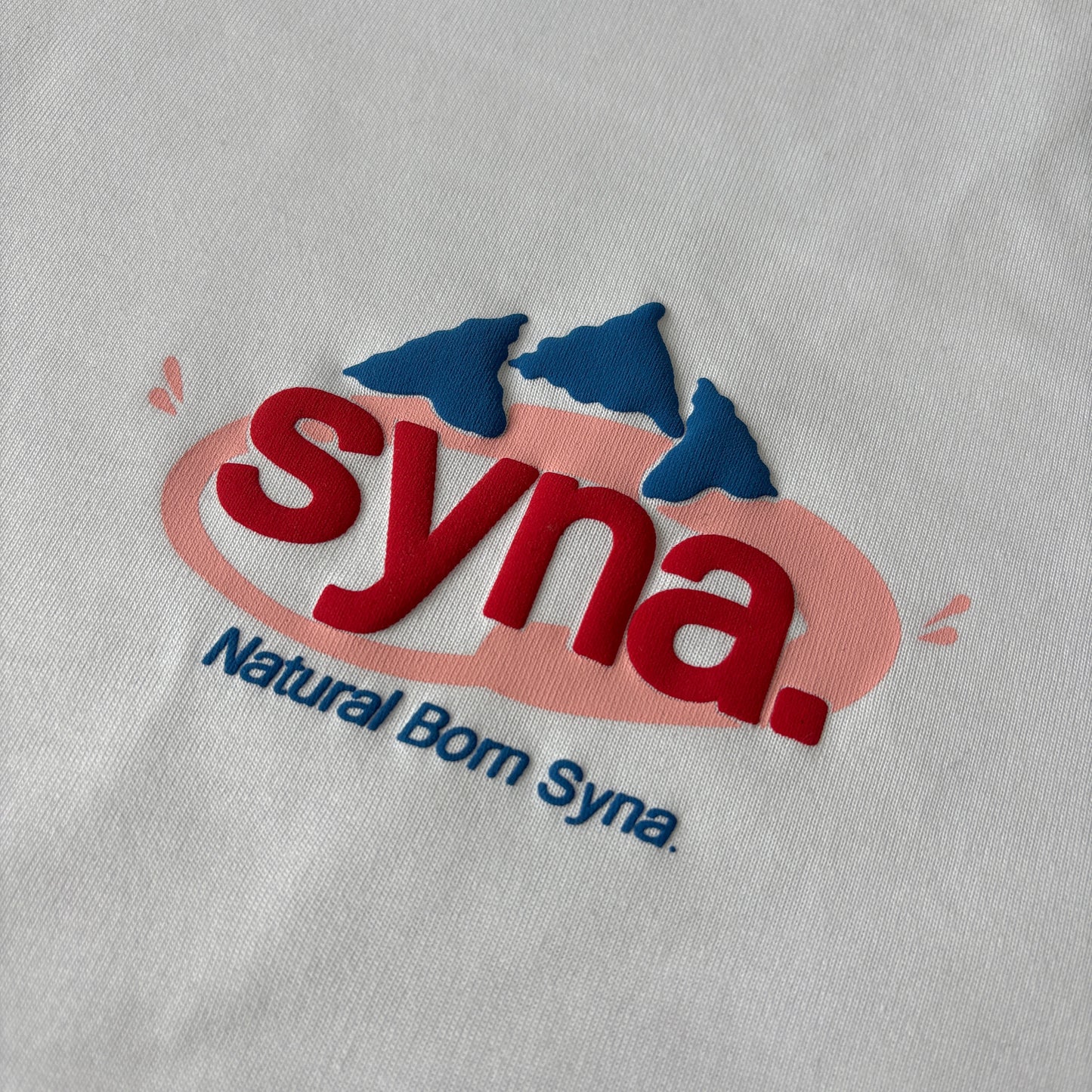 Syna World Tee