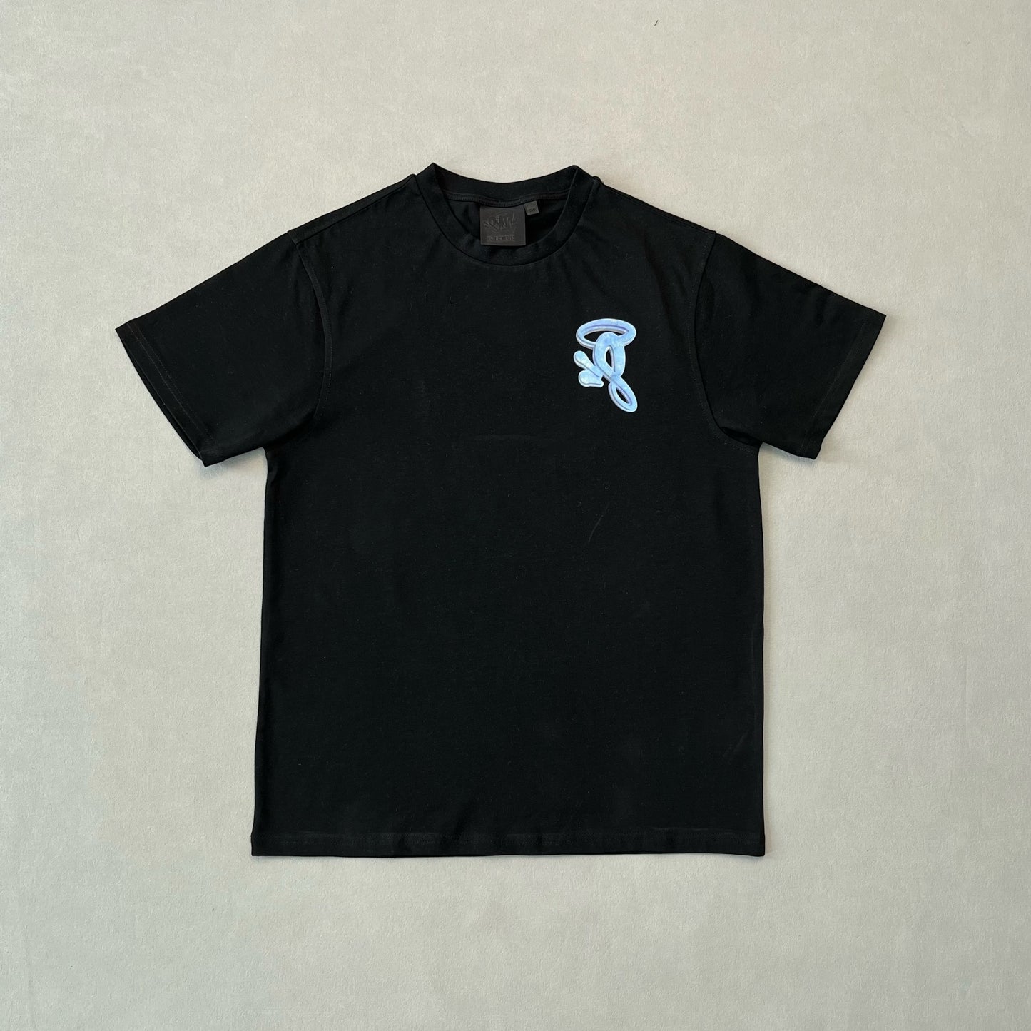Syna World Tee