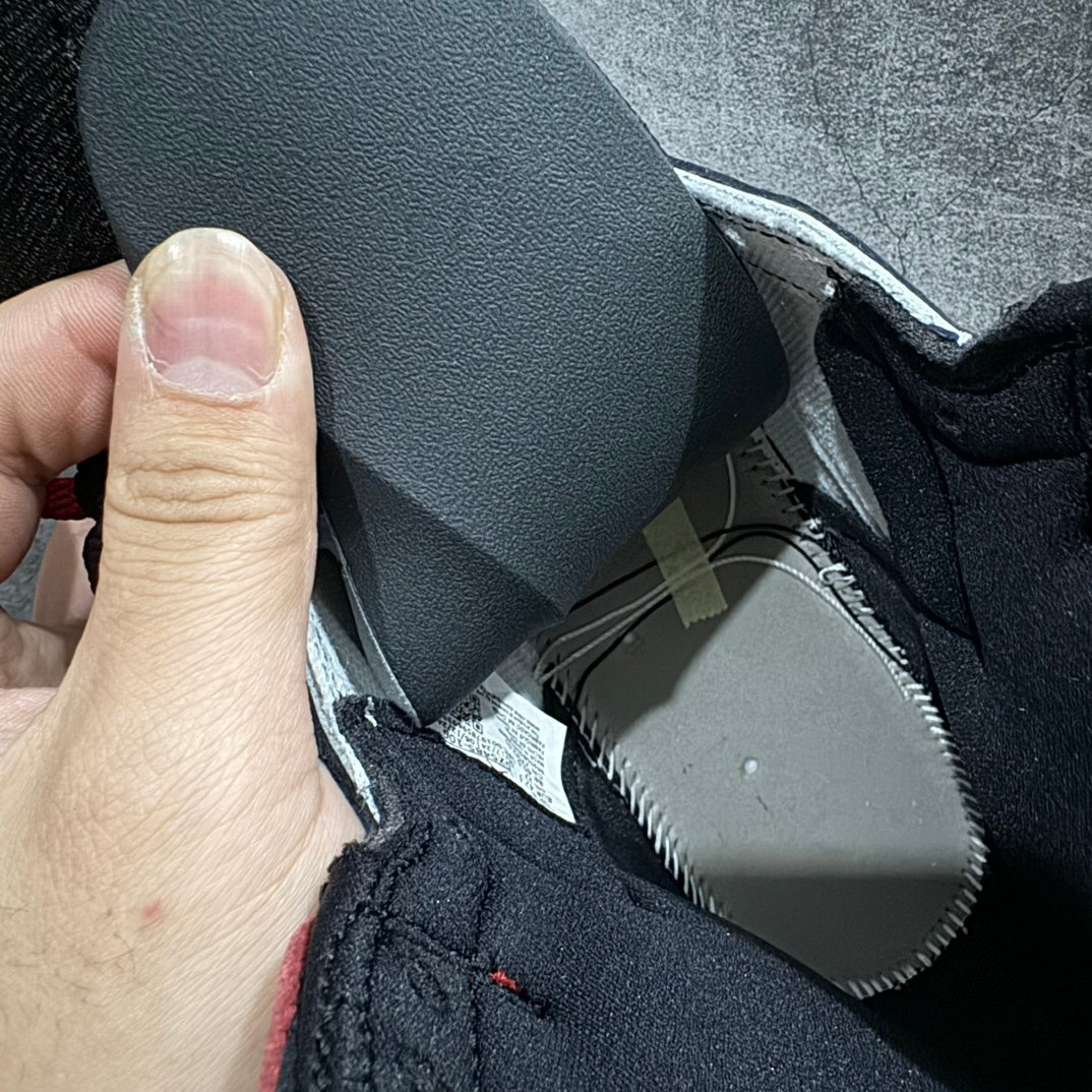 【LJR】Jordan Air Jordan 1 High OG“Black Toe Reimagined”