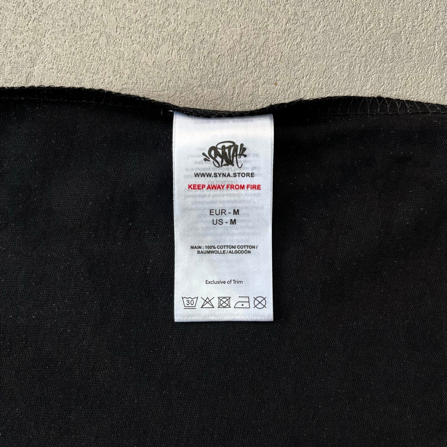 Syna World Tee