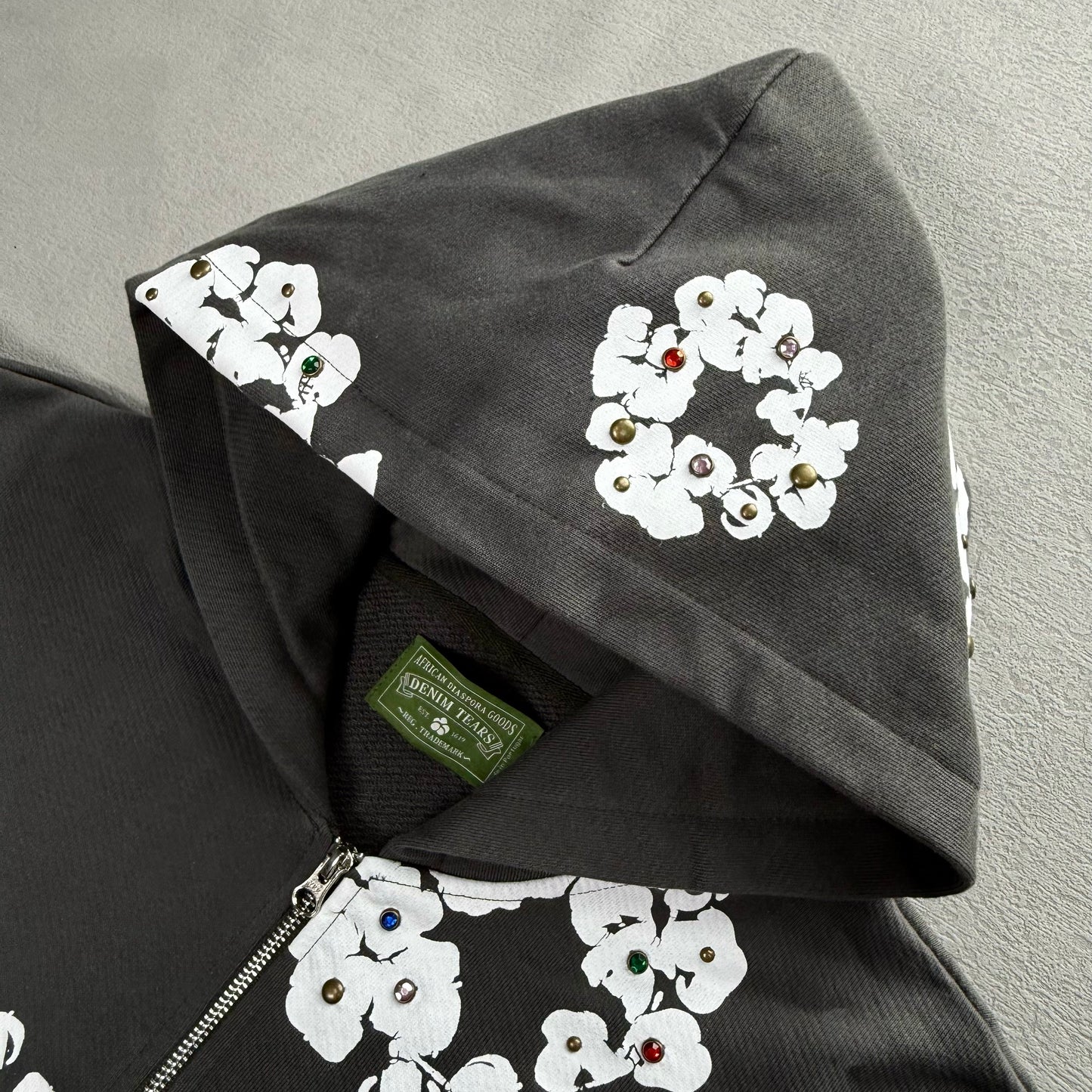 Denim Taers Rhinestone Cotton Wreath Zip Hoodie Black