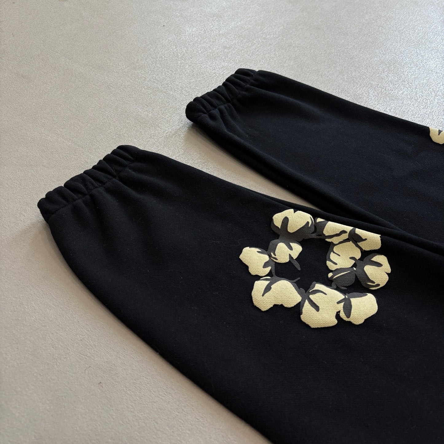 Denim Tears x CPFM Cactus Tears Wreath Sweatpants BLACK
