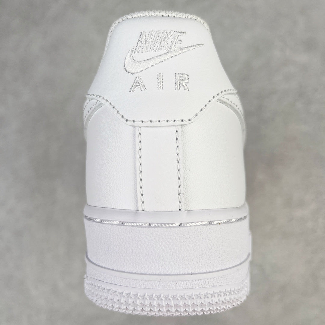 Nike Air Force 1 07