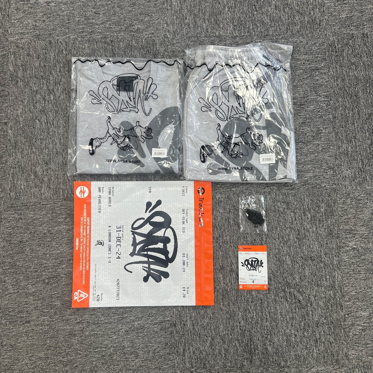 SynaWorld Short-set Grey