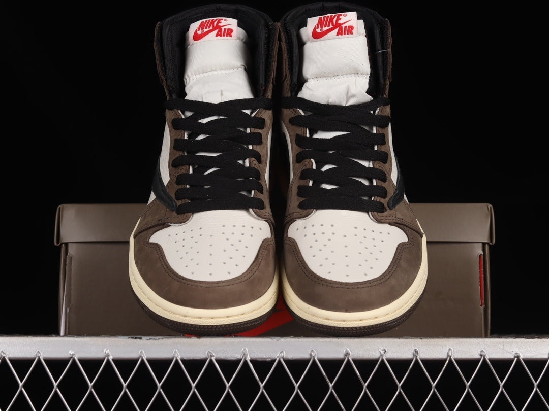 【LJR】 Travis Scott x Jordan Air Jordan 1 High Og Ts Sp