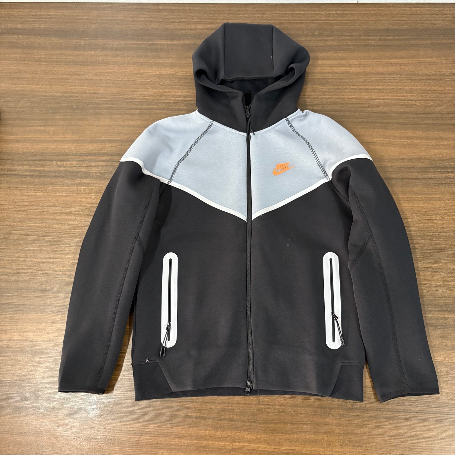 Nike Sportswear Tech Fleece Full Zip Hoodie & Joggers Reflective Details Set