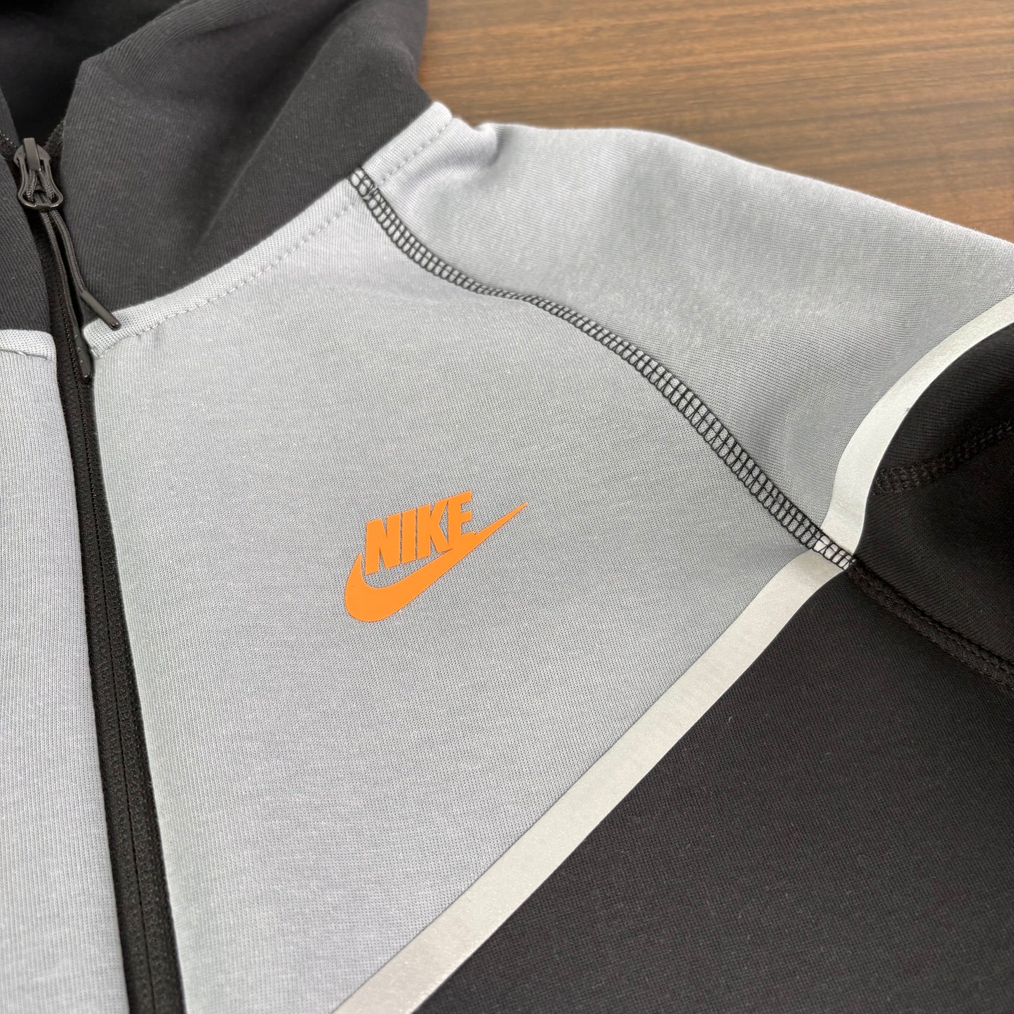 Nike Sportswear Tech Fleece Full Zip Hoodie & Joggers Reflective Details Set