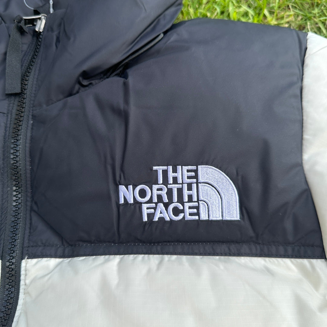 TNF 1996 Retro Nuptse 700 Fill Packable Jacket