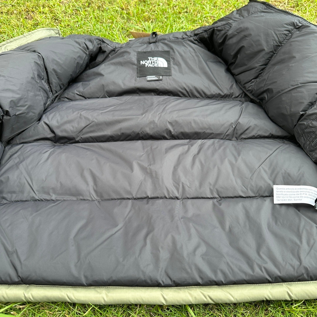 TNF 1996 Retro Nuptse 700 Fill Packable Jacket