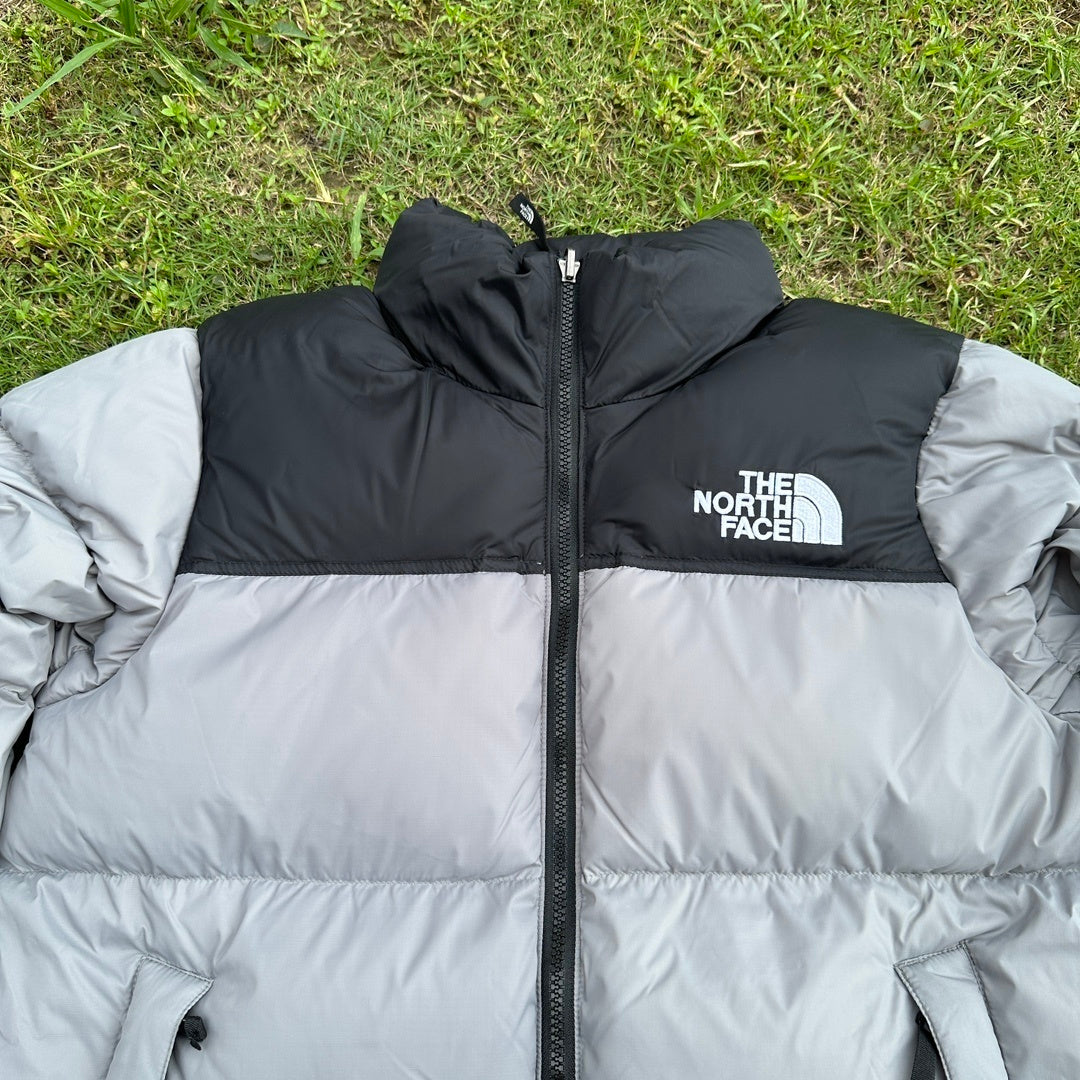 TNF 1996 Retro Nuptse 700 Fill Packable Jacket