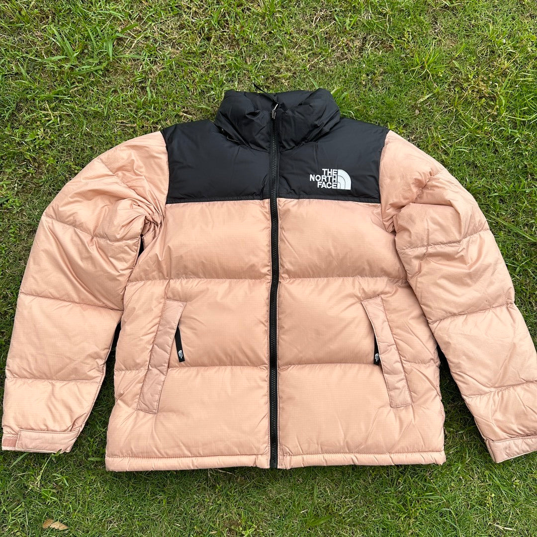 TNF 1996 Retro Nuptse 700 Fill Packable Jacket