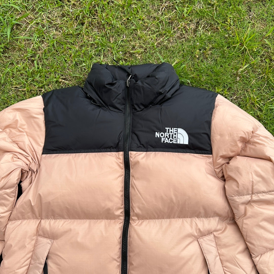 TNF 1996 Retro Nuptse 700 Fill Packable Jacket