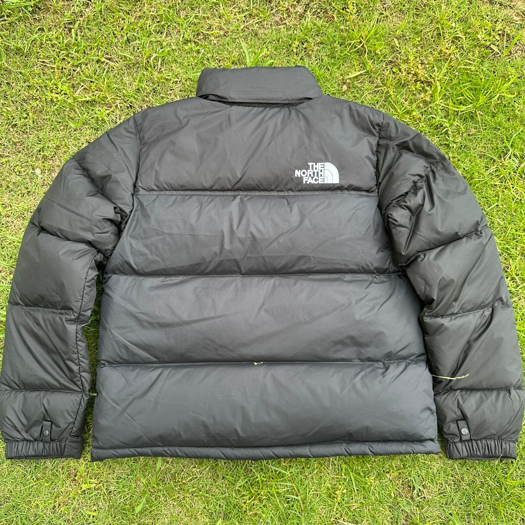 TNF 1996 Retro Nuptse 700 Fill Packable Jacket