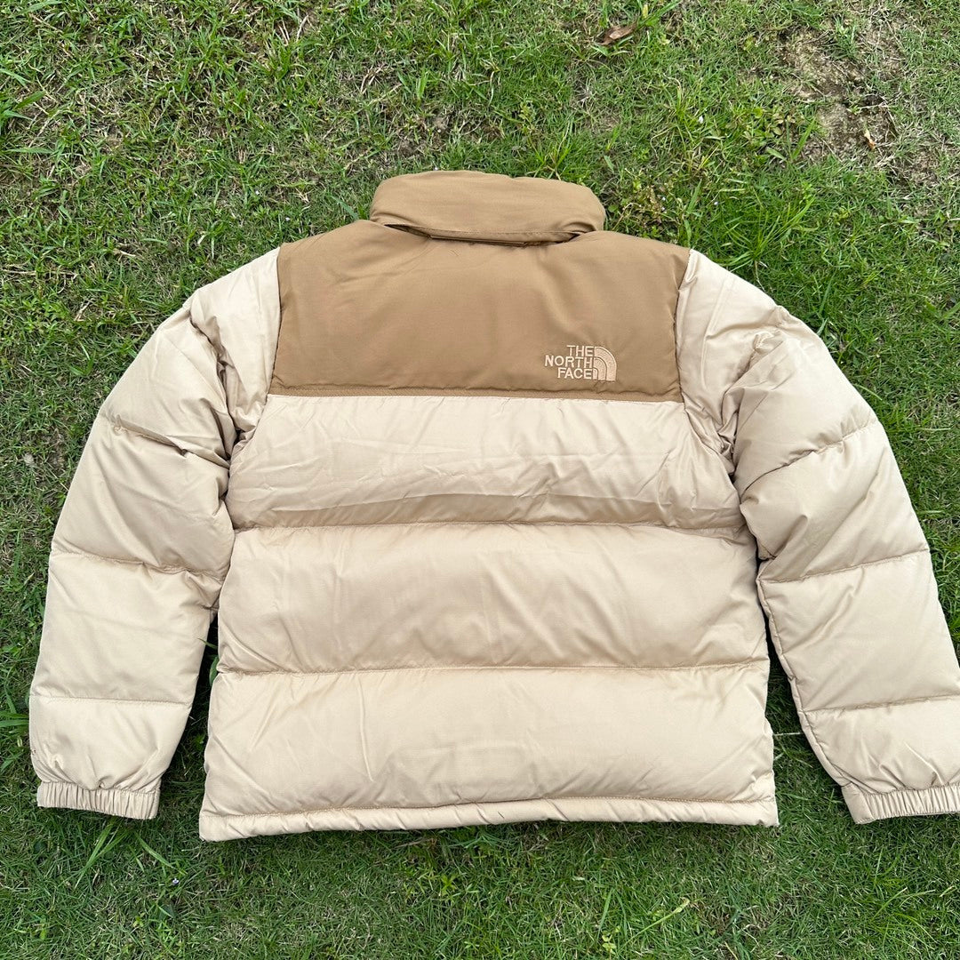 TNF 1996 Retro Nuptse 700 Fill Packable Jacket