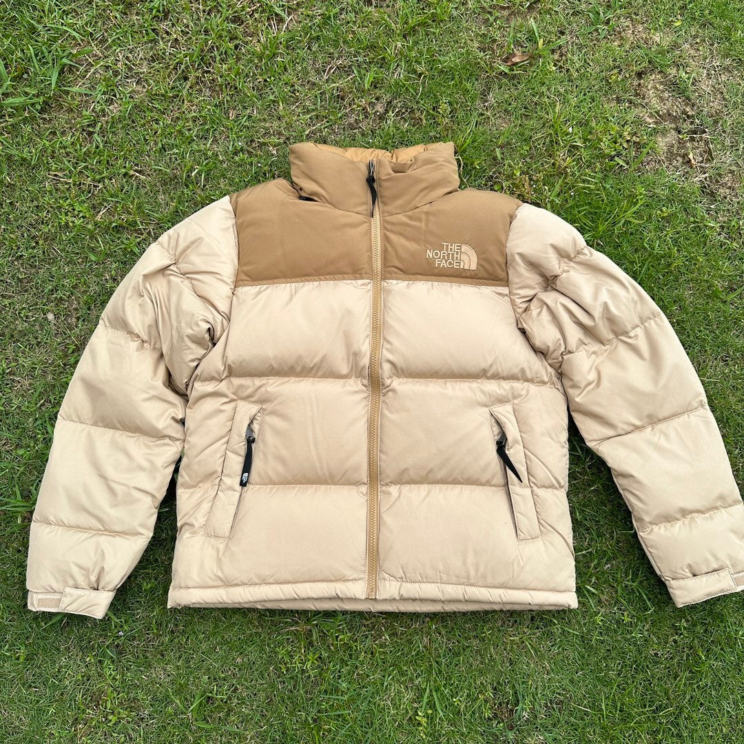 TNF 1996 Retro Nuptse 700 Fill Packable Jacket