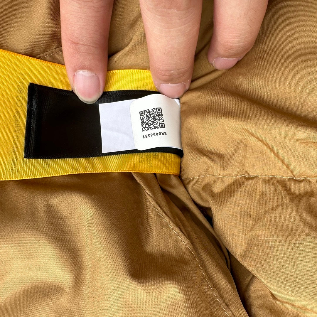 TNF 1996 Retro Nuptse 700 Fill Packable Jacket