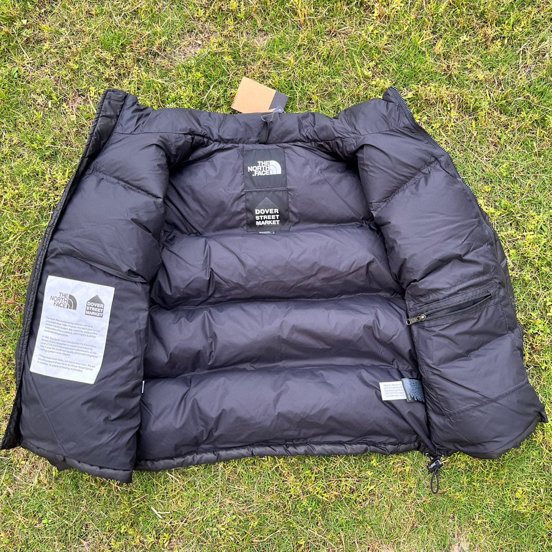 【最高品質】TNF×DSM 1996 Retro Nuptse 700 Fill Packable Jacket