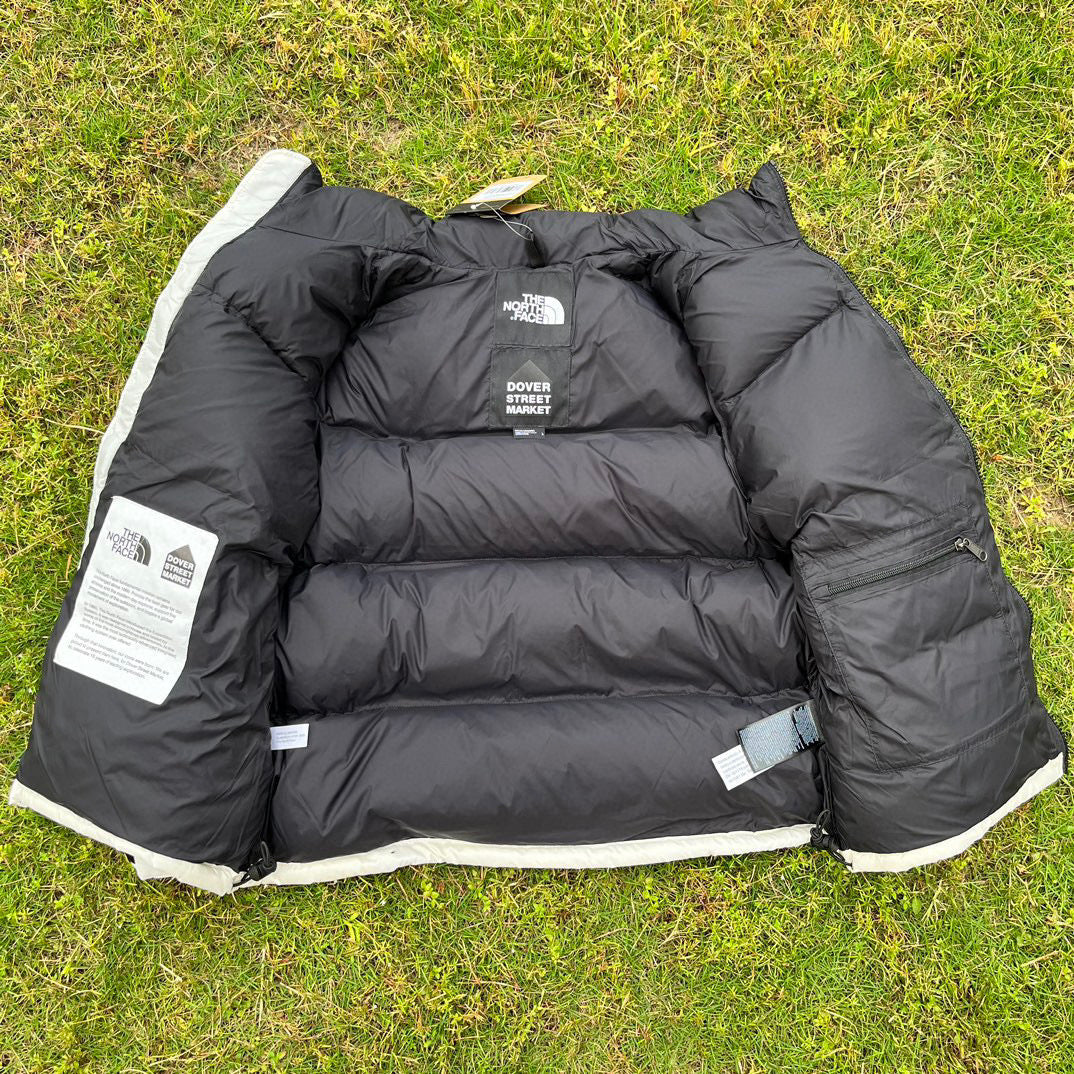 【最高品質】TNF×DSM 1996 Retro Nuptse 700 Fill Packable Jacket