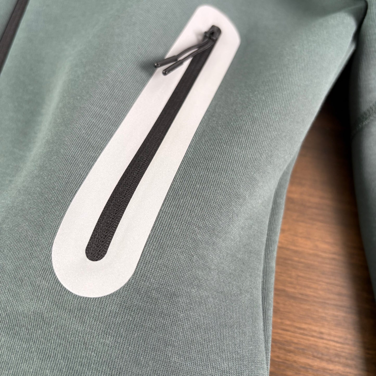 Nike Sportswear Tech Fleece Full Zip Hoodie & Joggers Reflective Details Set