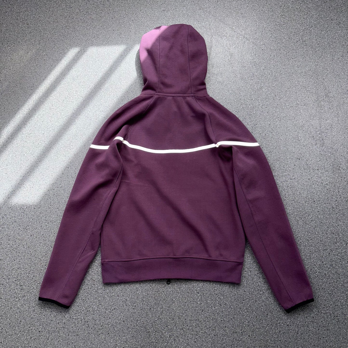Nike Sportswear Tech Fleece Full Zip Hoodie & Joggers Reflective Details Set