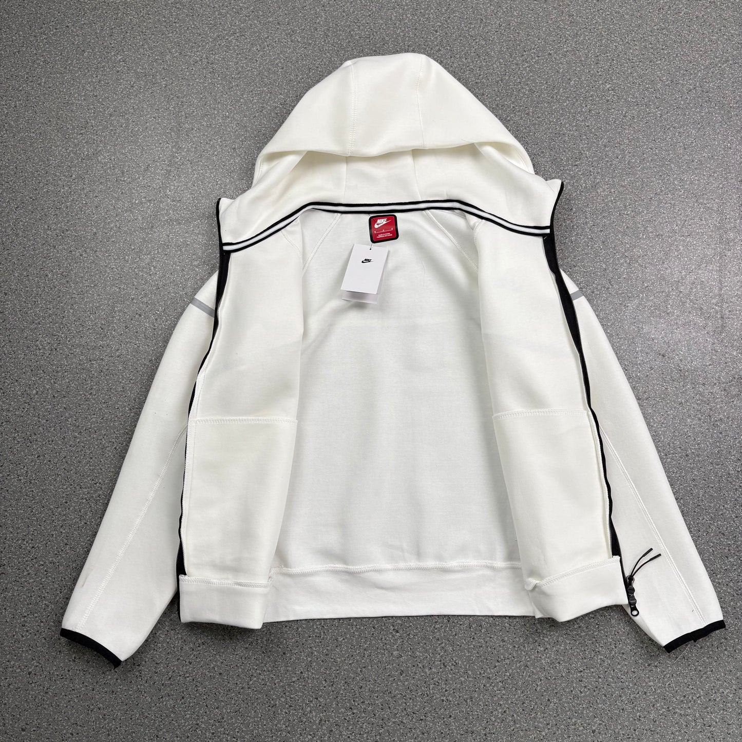 Nike Sportswear Tech Fleece Full Zip Hoodie & Joggers Reflective Details Set