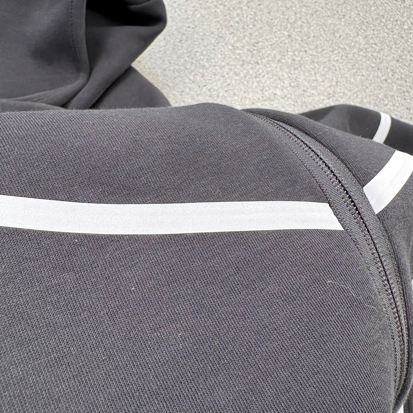 Nike Sportswear Tech Fleece Full Zip Hoodie & Joggers Reflective Details Set