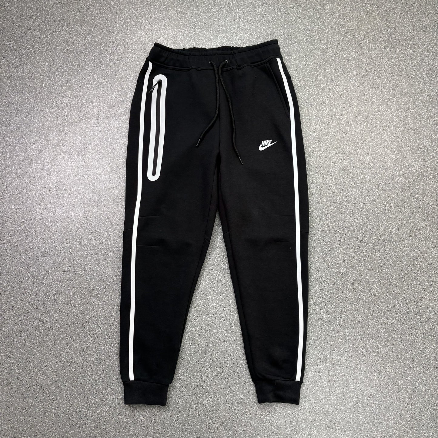 Nike Sportswear Tech Fleece Full Zip Hoodie & Joggers Reflective Details Set