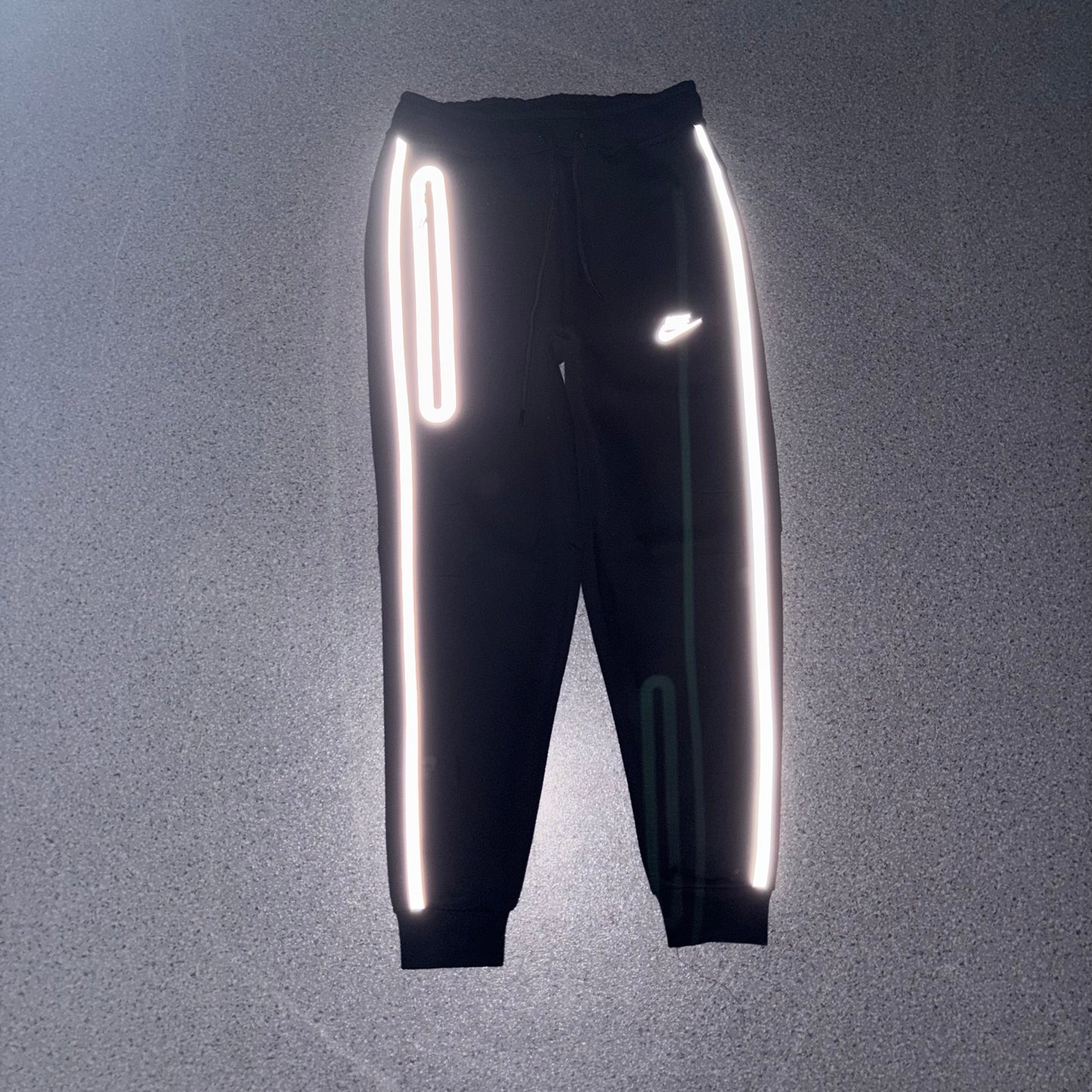 Nike Sportswear Tech Fleece Full Zip Hoodie & Joggers Reflective Details Set