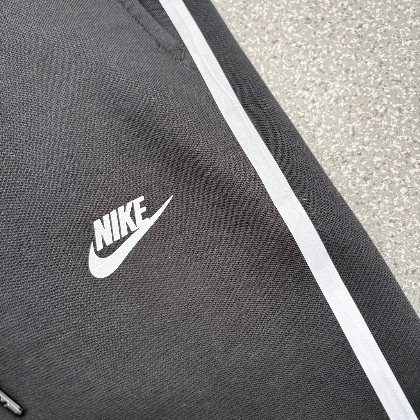 Nike Sportswear Tech Fleece Full Zip Hoodie & Joggers Reflective Details Set