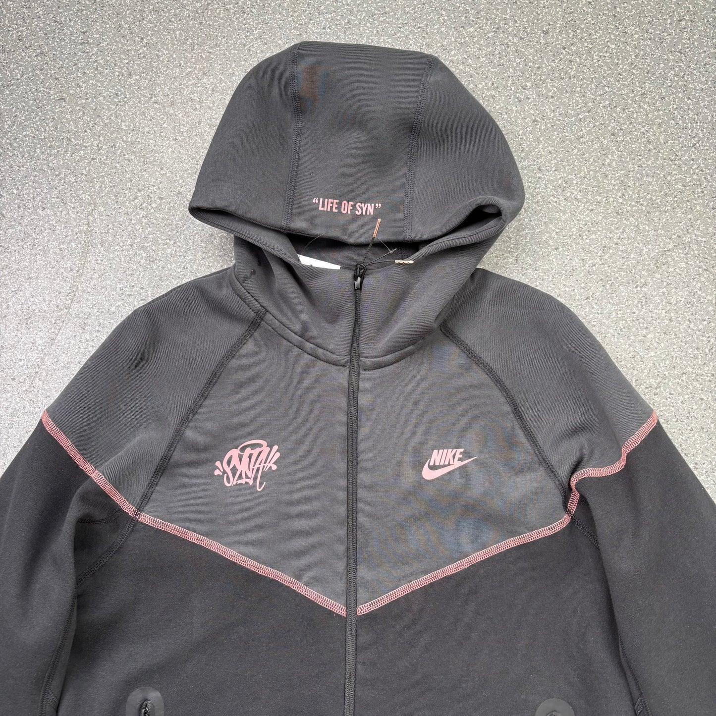 Nike Sportswear Tech Fleece x Central Cee Hoodie & Joggers
