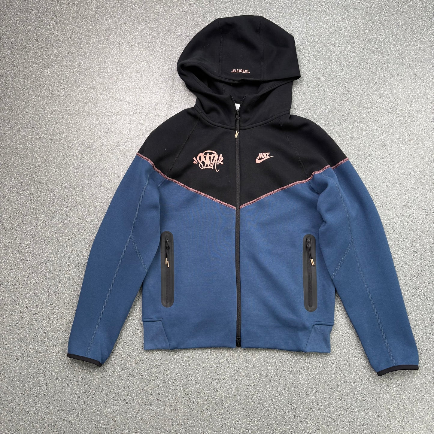 Nike Sportswear Tech Fleece x Central Cee Hoodie & Joggers
