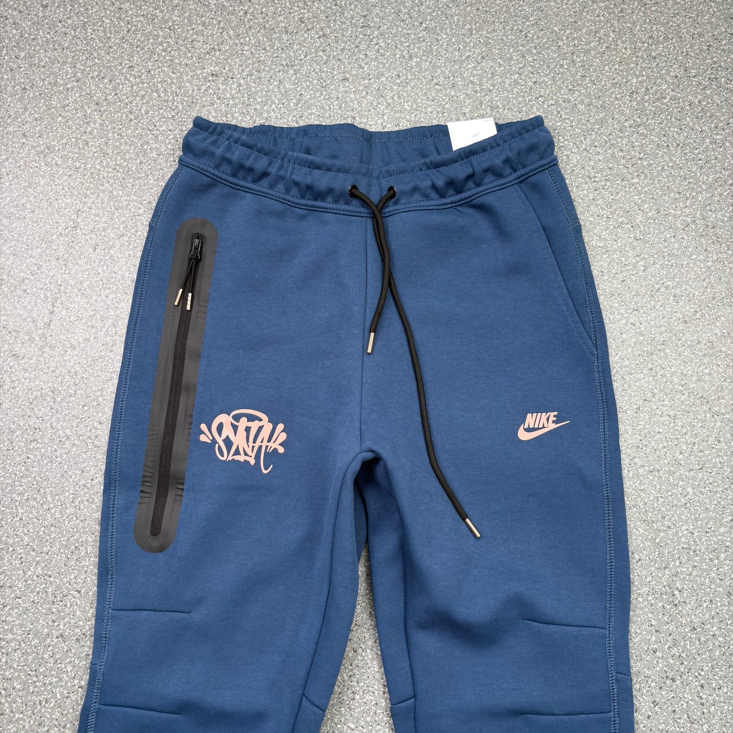 Nike Sportswear Tech Fleece x Central Cee Hoodie & Joggers
