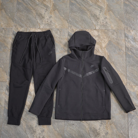 Nike Sportswear Tech Fleece Full Zip Hoodie & Joggers Set