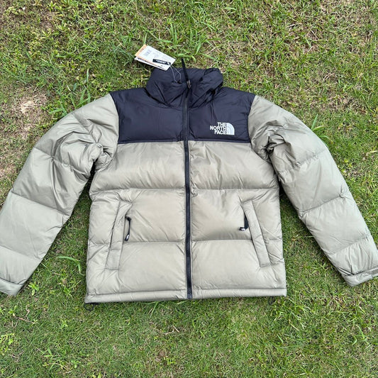 TNF 1996 Retro Nuptse 700 Fill Packable Jacket