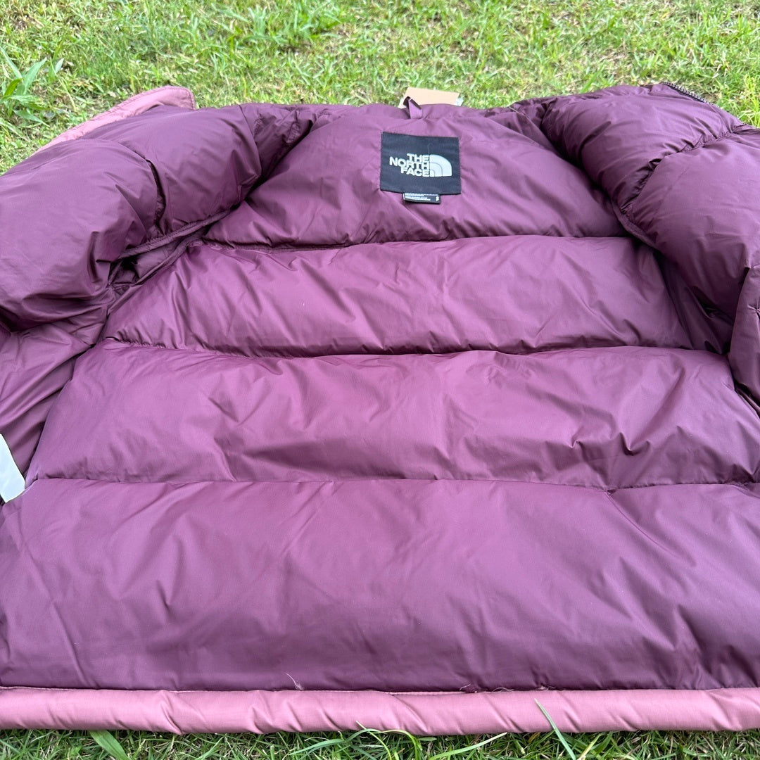TNF 1996 Retro Nuptse 700 Fill Packable Jacket