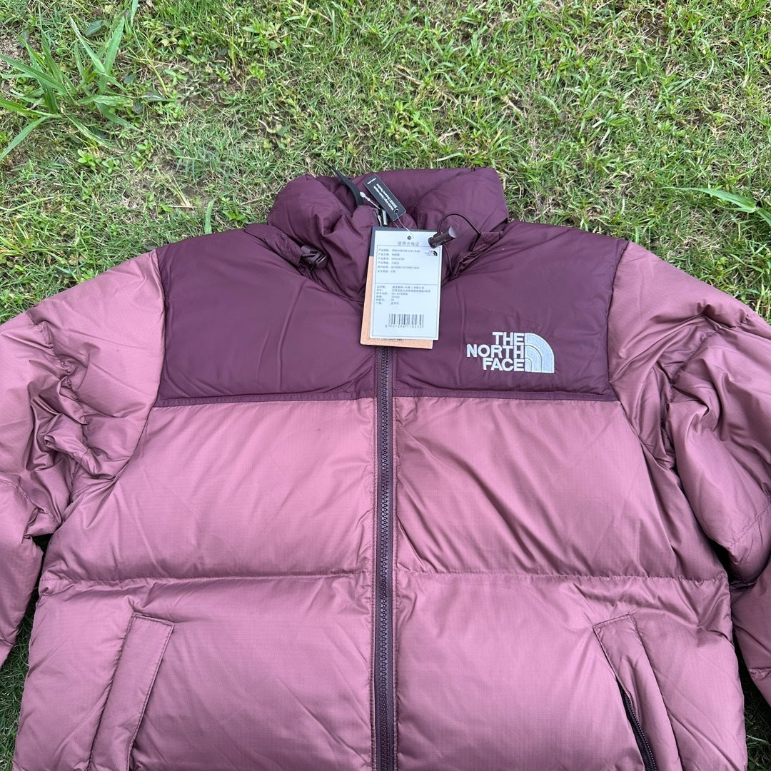 TNF 1996 Retro Nuptse 700 Fill Packable Jacket