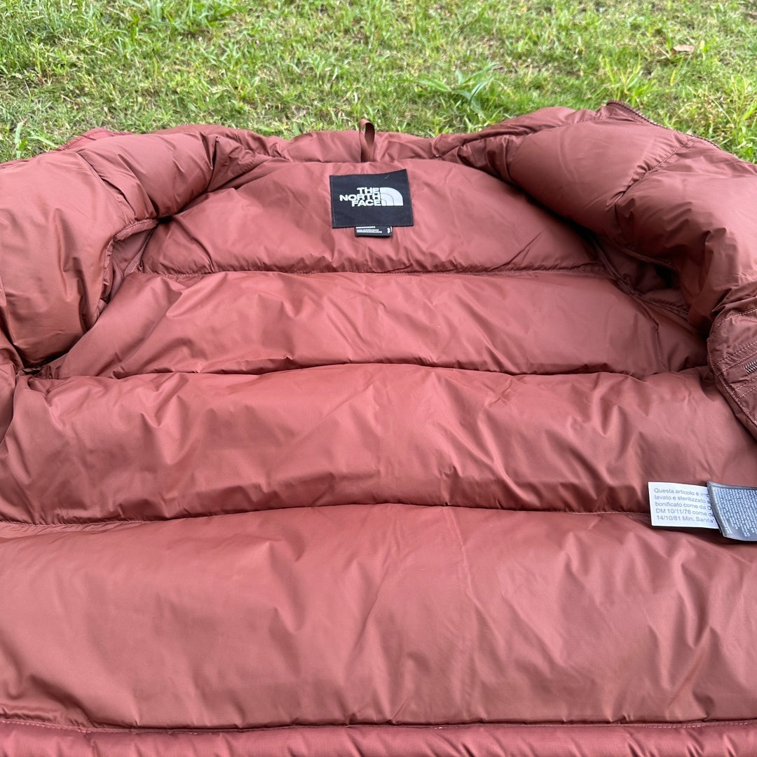 TNF 1996 Retro Nuptse 700 Fill Packable Jacket