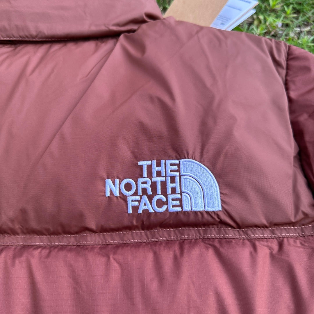 TNF 1996 Retro Nuptse 700 Fill Packable Jacket