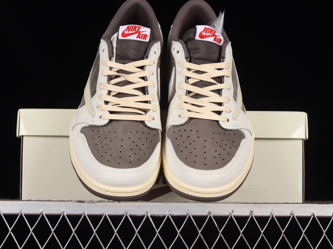 【LJR】 Travis Scott x Jordan Air Jordan 1 Low OG SP "Sail andRidgerock”