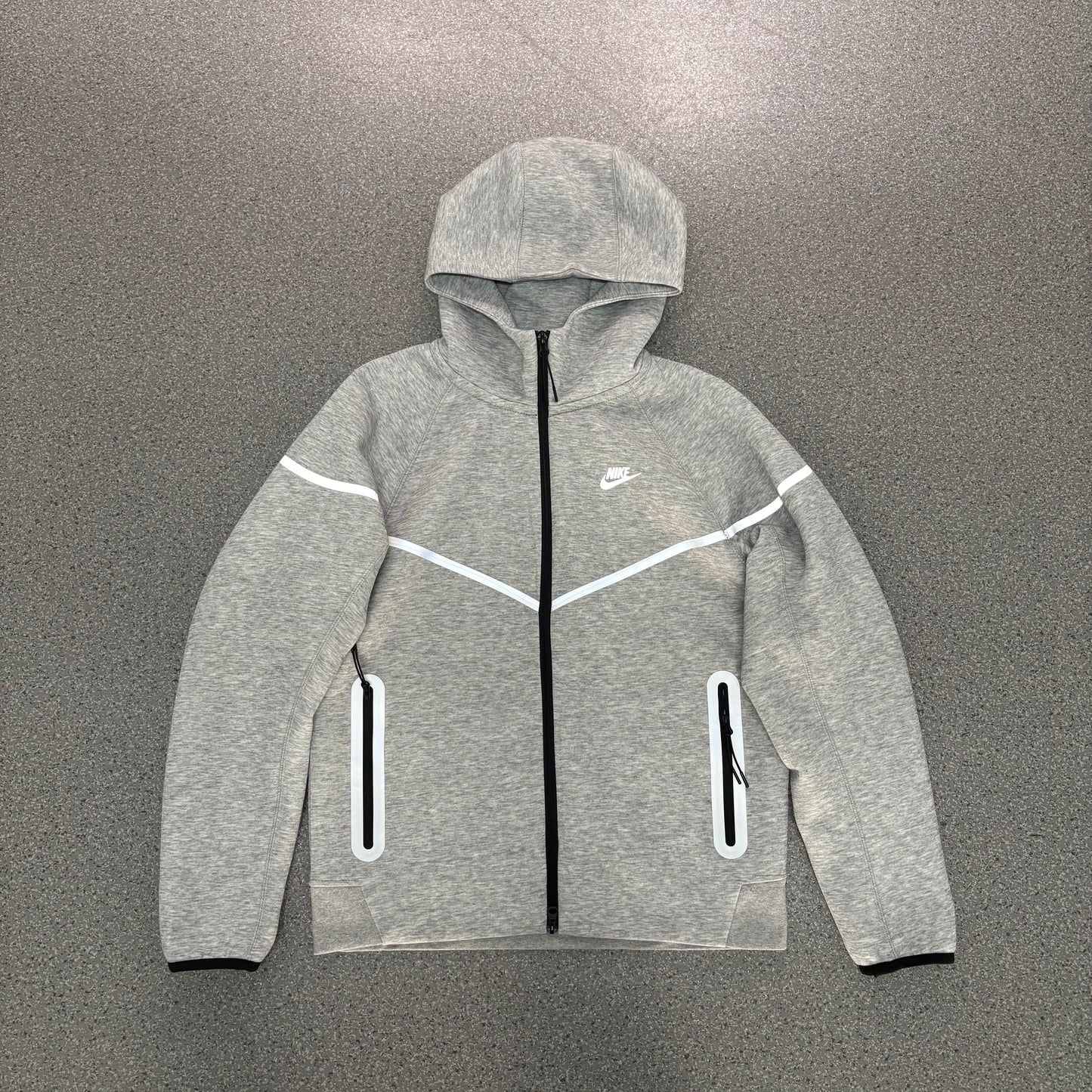 Nike Sportswear Tech Fleece Full Zip Hoodie & Joggers Reflective Details Set