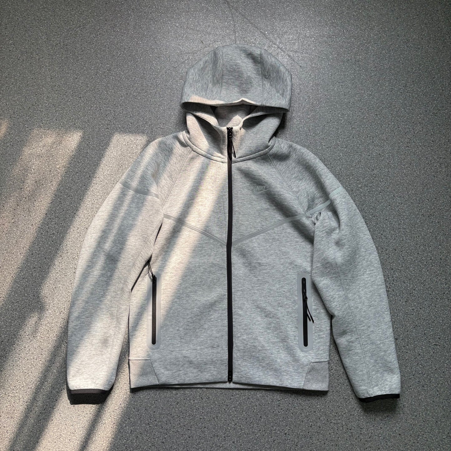 Nike Sportswear Tech Fleece Full Zip Hoodie & Joggers Reflective Details Set