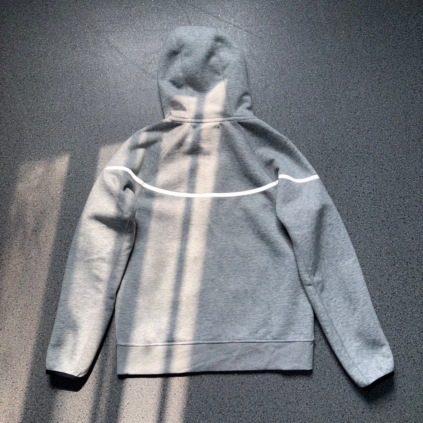Nike Sportswear Tech Fleece Full Zip Hoodie & Joggers Reflective Details Set