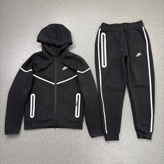 Nike Sportswear Tech Fleece Full Zip Hoodie & Joggers Reflective Details Set