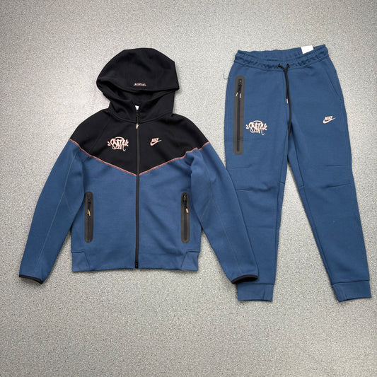 Nike Sportswear Tech Fleece x Central Cee Hoodie & Joggers